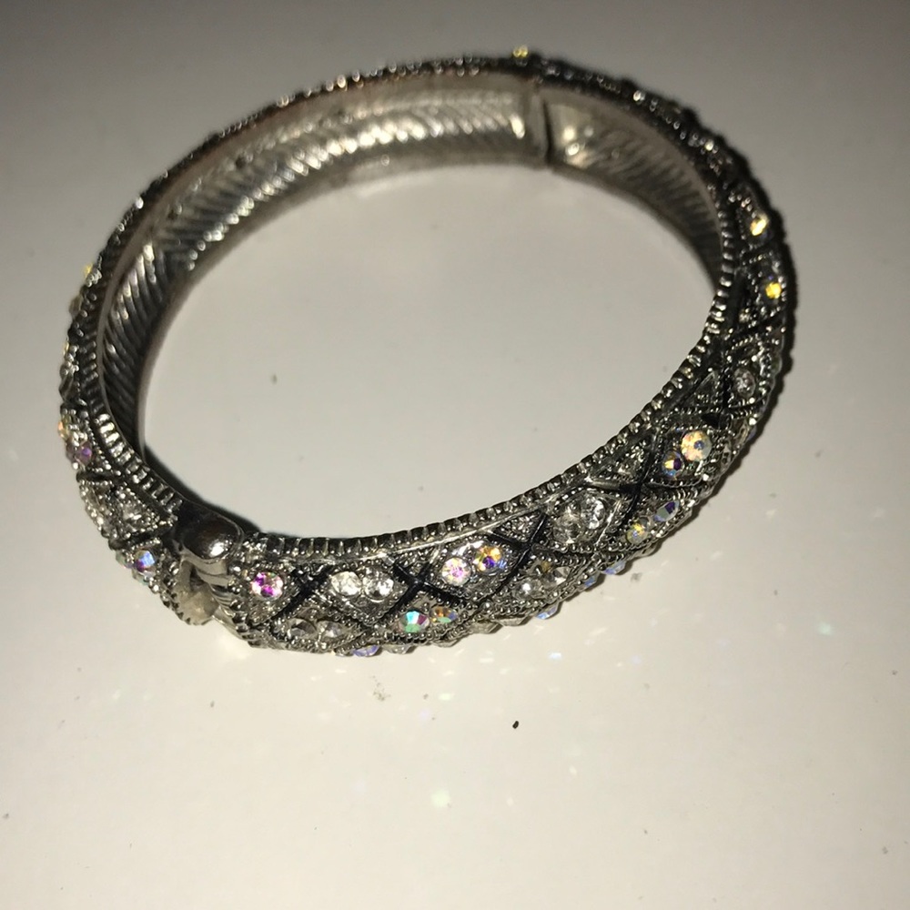 very sparkly crystal bracelet